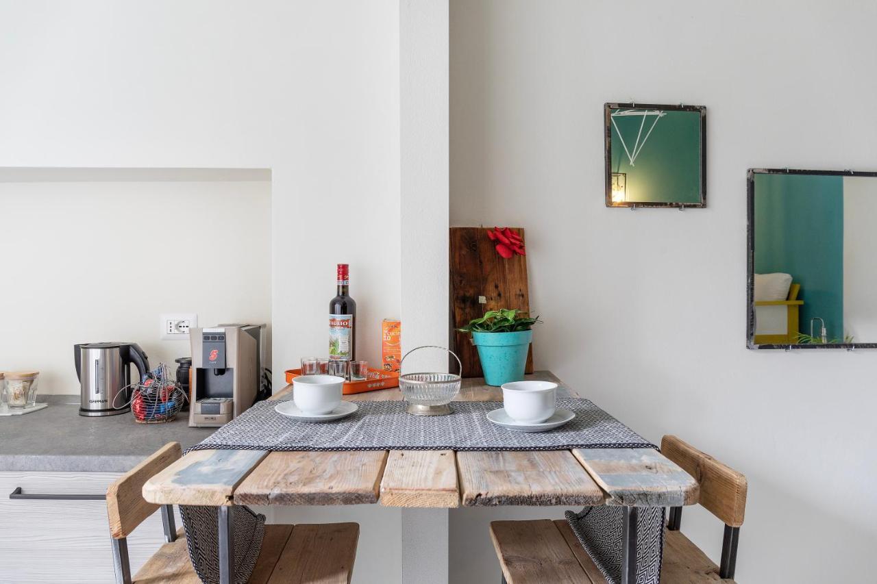Cute Studio In Old Town By Holiday Solutions Como Exteriör bild